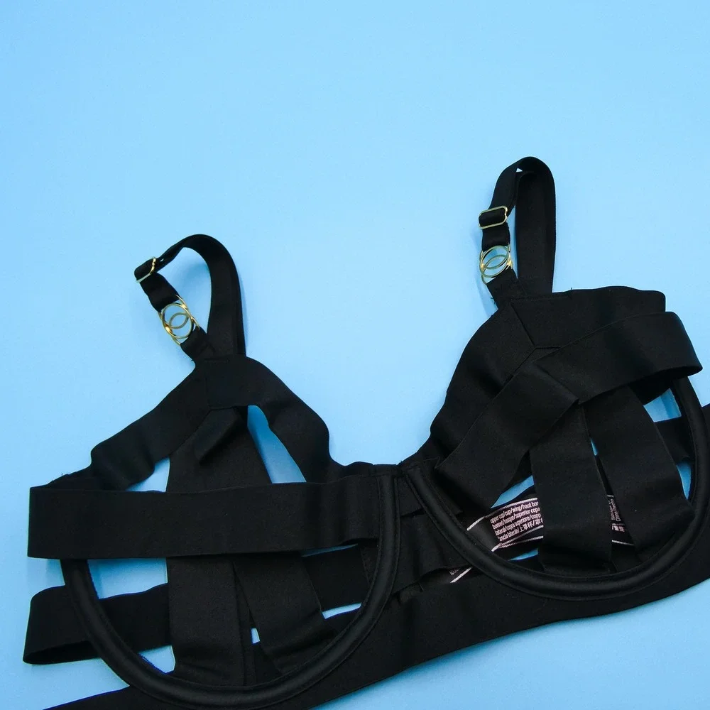 Victoria's Secret Balconette Bra Womens 34D Strappy Cage Black‎ Unlined Nylon